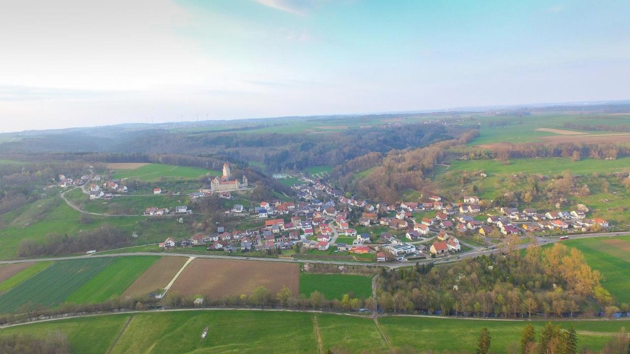 Landgasthof Falken Huttlingen エクステリア 写真